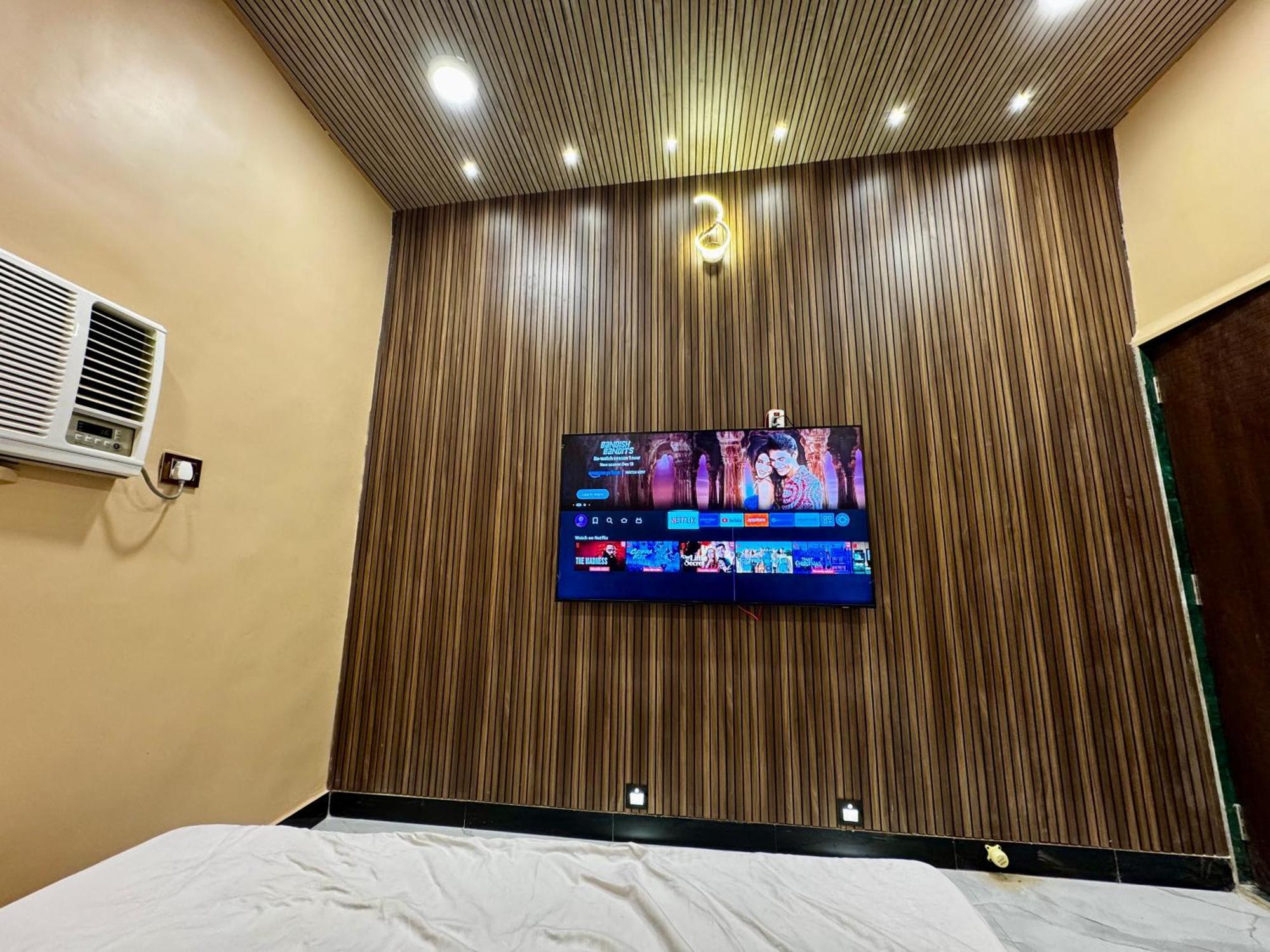 Budget Accommodation 3 Mumbai Bagian luar foto